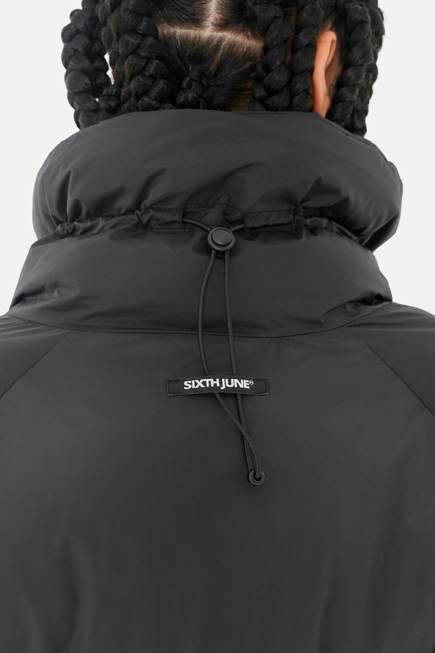 sixthjune Short padded V jacket Black